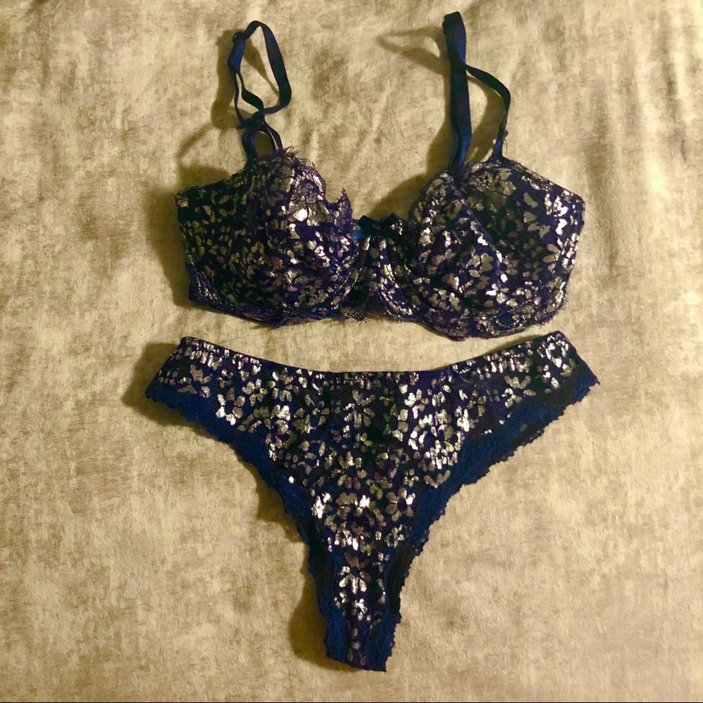 NEW VICTORIA'S SECRET Dream Angels Bra Thong Matching Set and Bonus Balconette